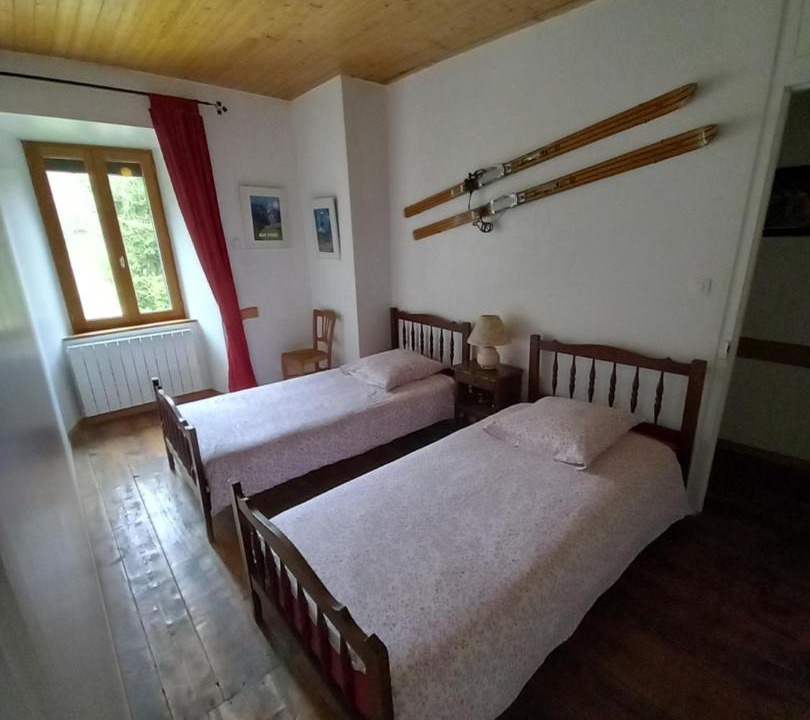 Photo of Bedroom in La Motte-d'Aveillans