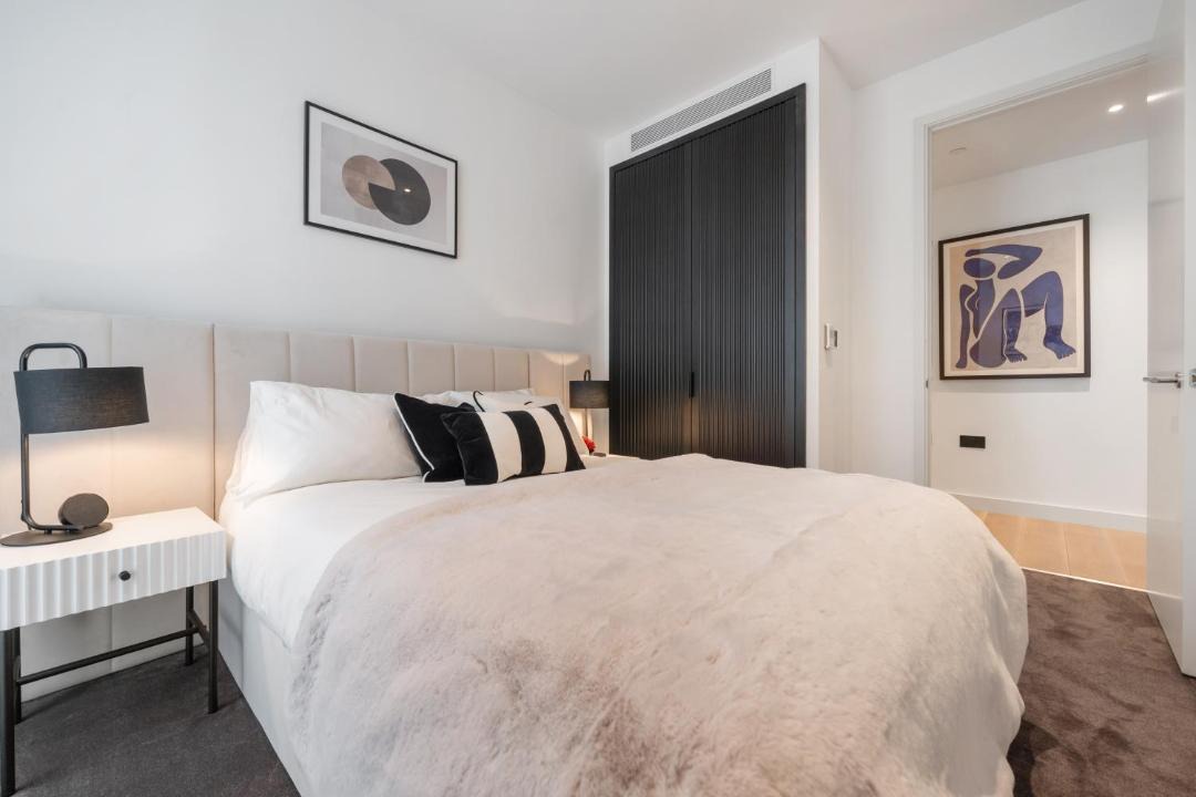 Photo of Bedroom in Vauxhall