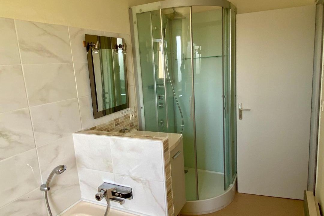 Photo of Bathroom in Melgven