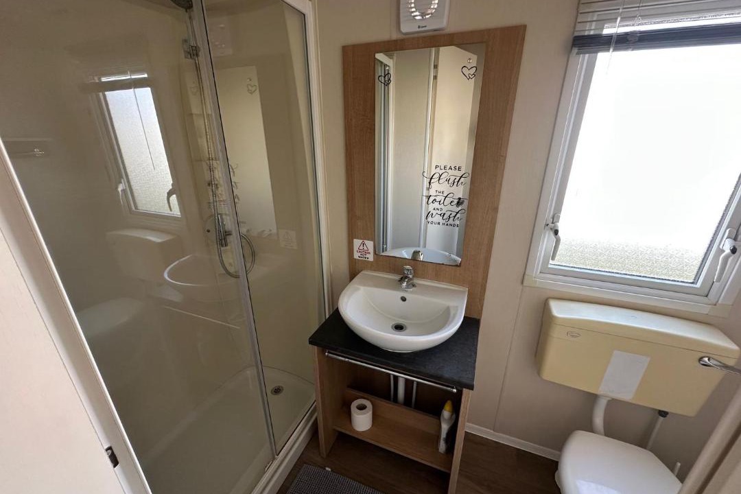 Photo of Bathroom in Rye Harbour