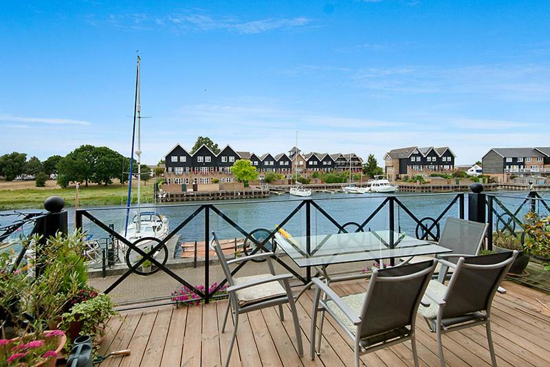 Photo of Patio Balcony in Faversham