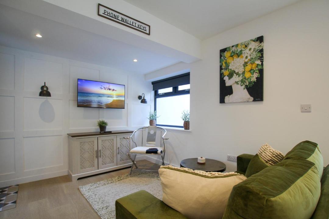 Photo of Others in Heswall