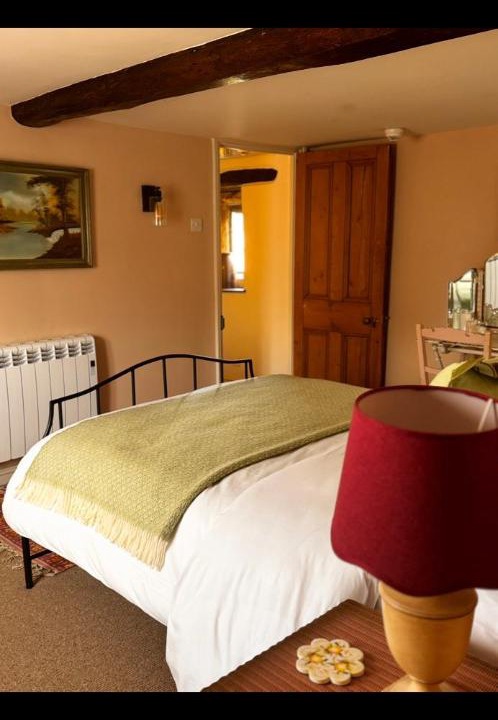 Photo of Bedroom in Eydon