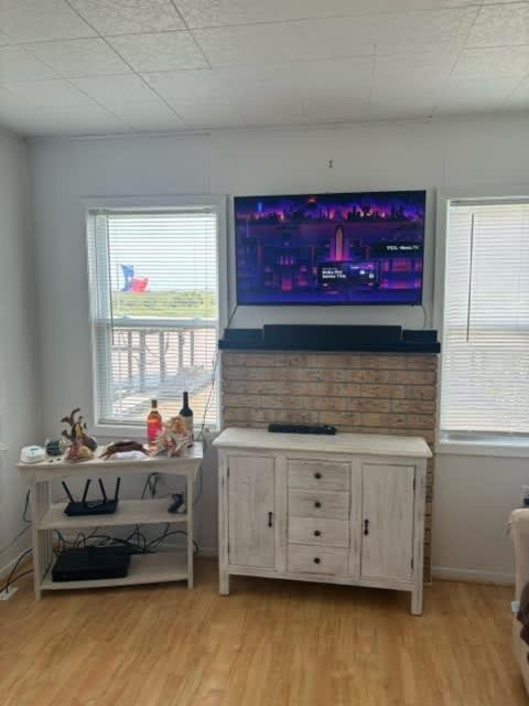 Photo of Livingroom in Cedar Lane