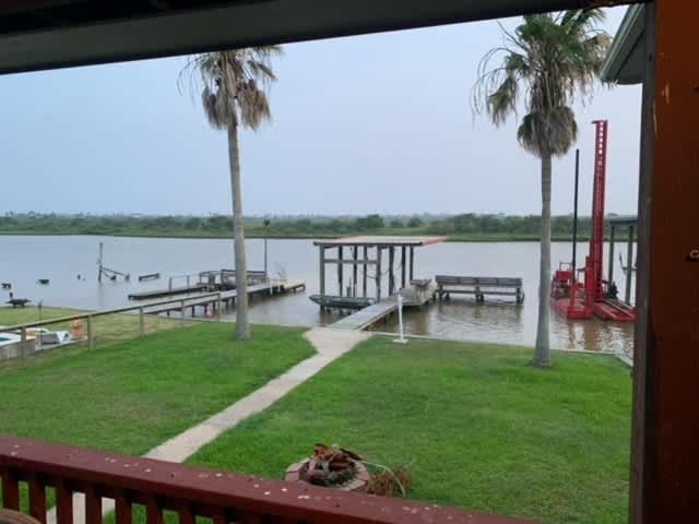 Photo of Patio Balcony in Cedar Lane