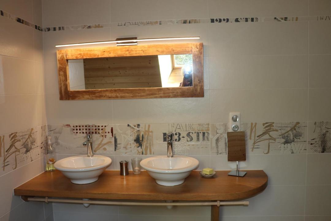 Photo of Bathroom in Saint-Amandin