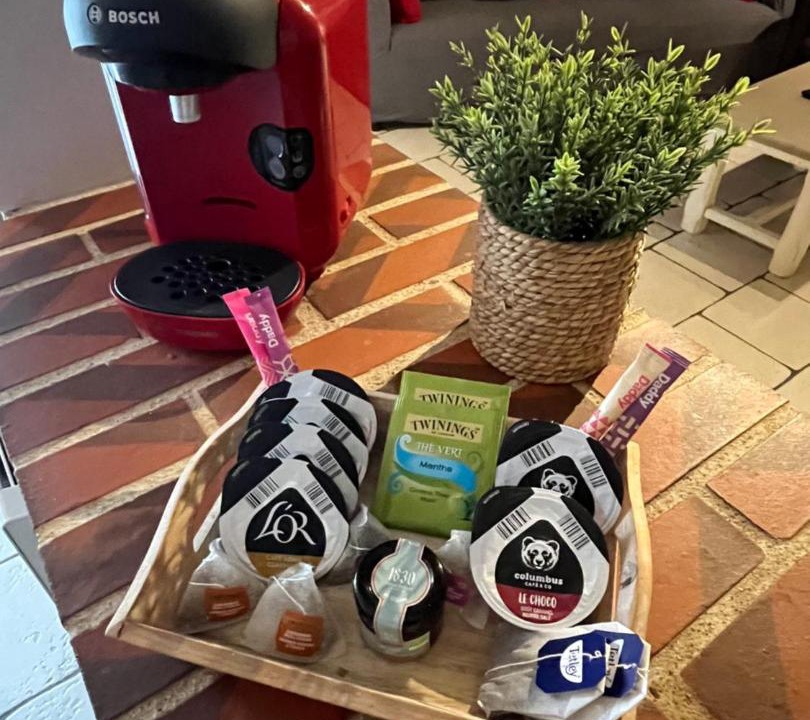 Photo of Others in Thesee