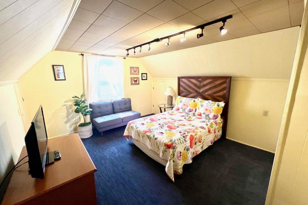 Photo of Others in Mount Vernon