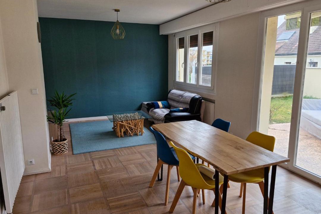 Photo of Others in Talant