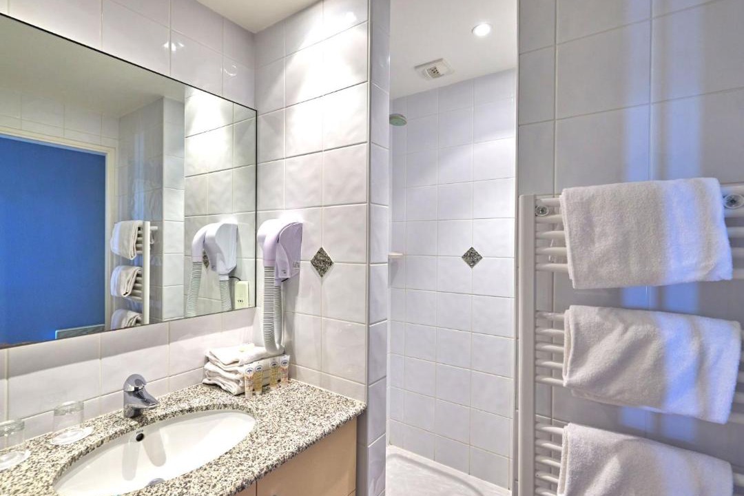 Photo of Bathroom in Saint-Ideuc