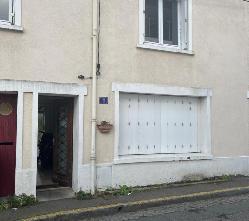 Photo of Others in Bellamy-Barbin