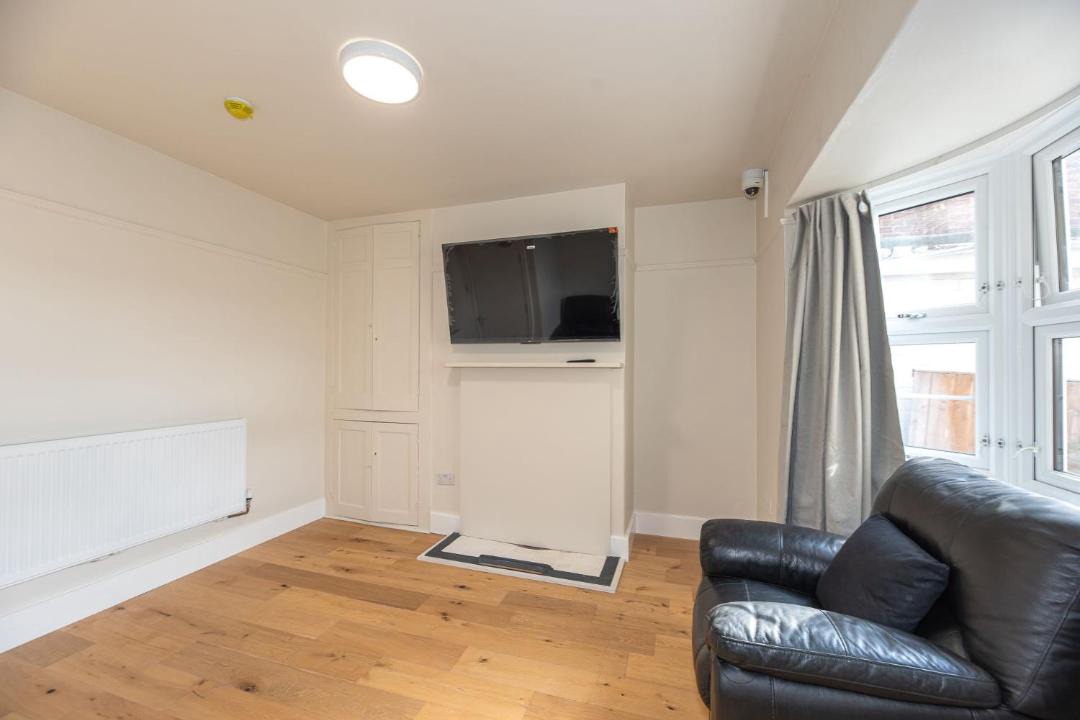 Photo of Others in Gravesend