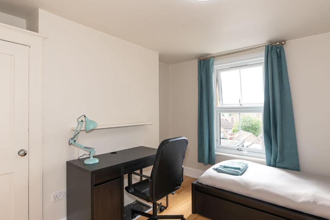 Photo of Bedroom in Gravesend