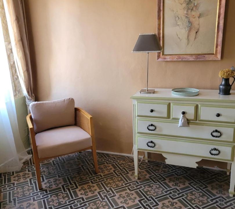 Photo of Others in Quarante