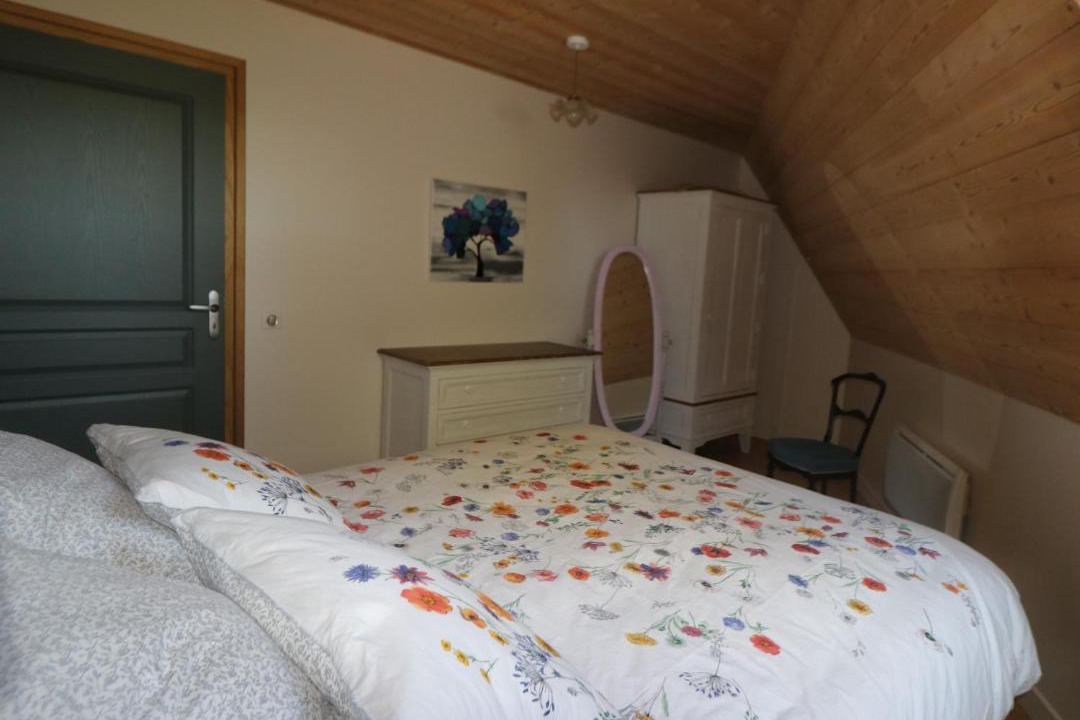 Photo of Bedroom in Saint-Amandin