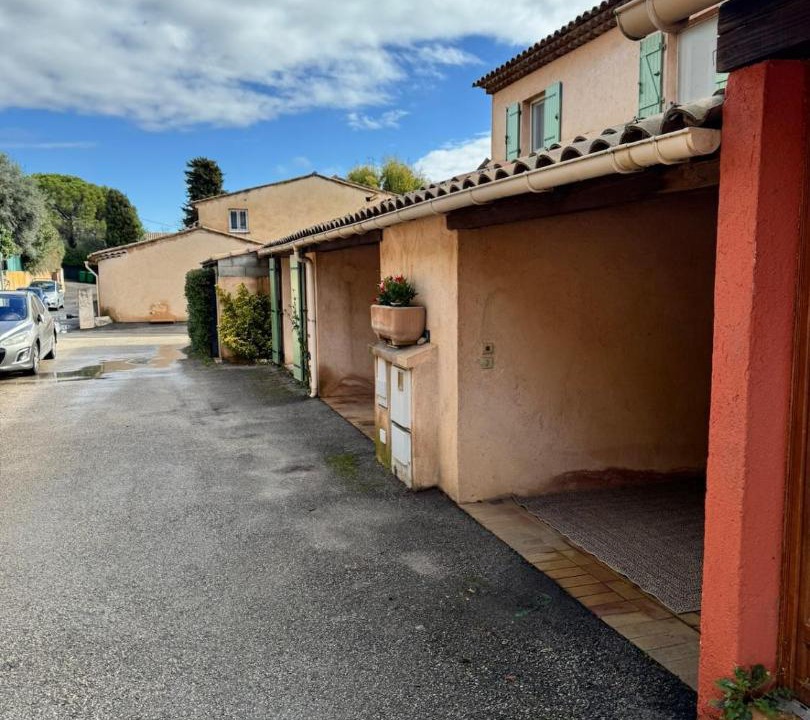 Photo of Others in Le Rouret