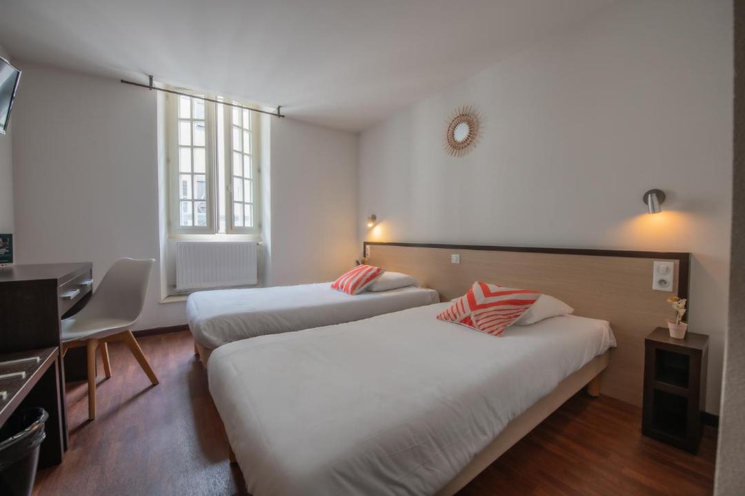 Photo of Bedroom in Navarrenx