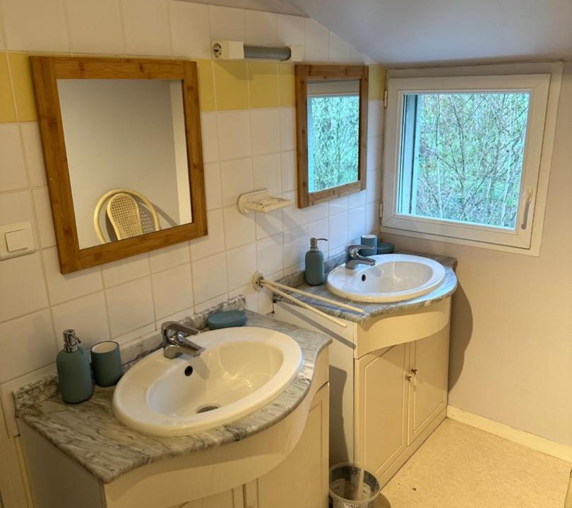 Photo of Others in Coulon