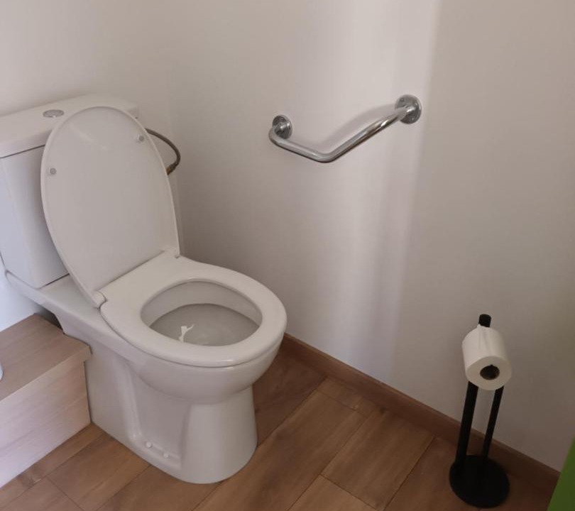 Photo of Bathroom in Socourt