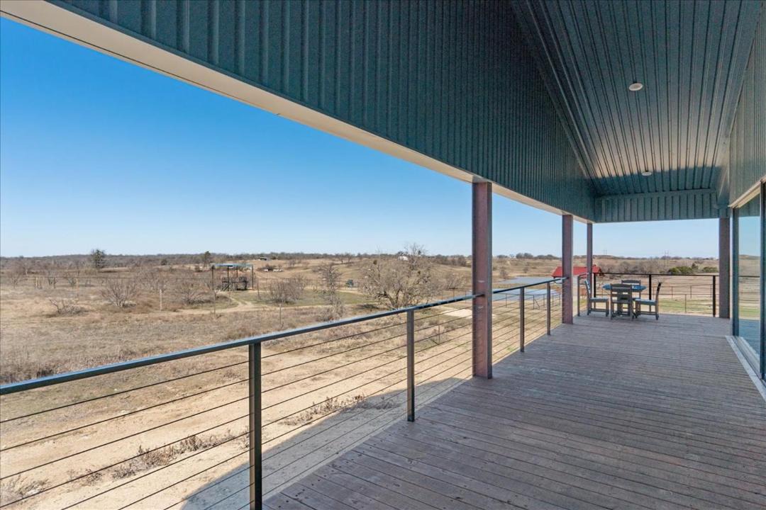Photo of Patio Balcony in Leon Junction