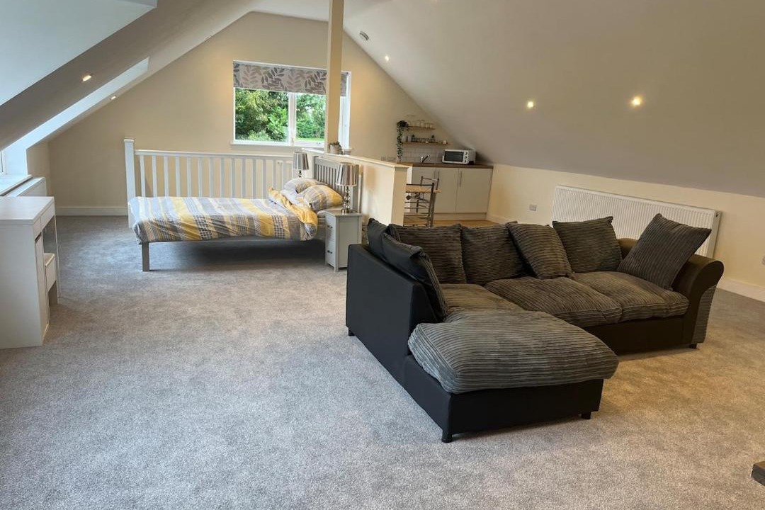 Photo of Others in Lydiard Millicent