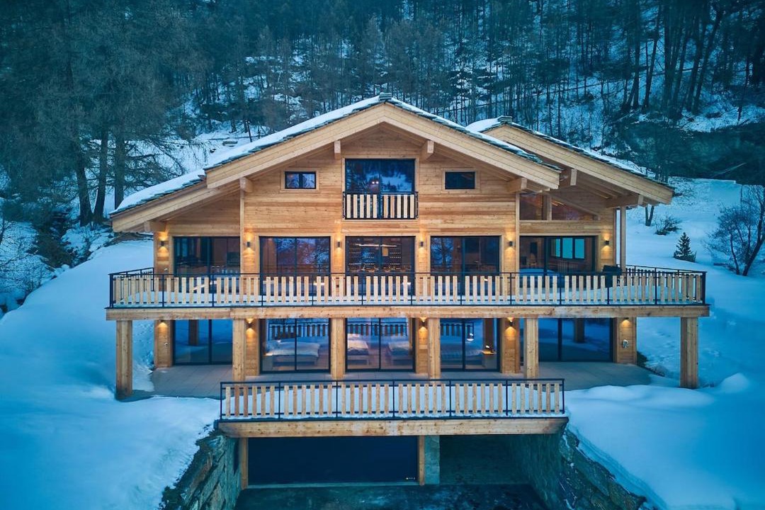 Photo of Others in La Sage