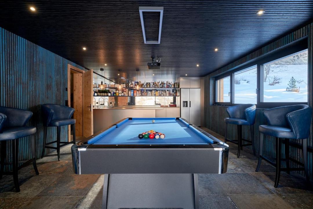 Photo of Others in La Sage