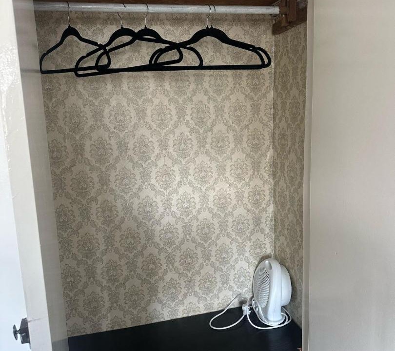 Photo of Others in Shadwell