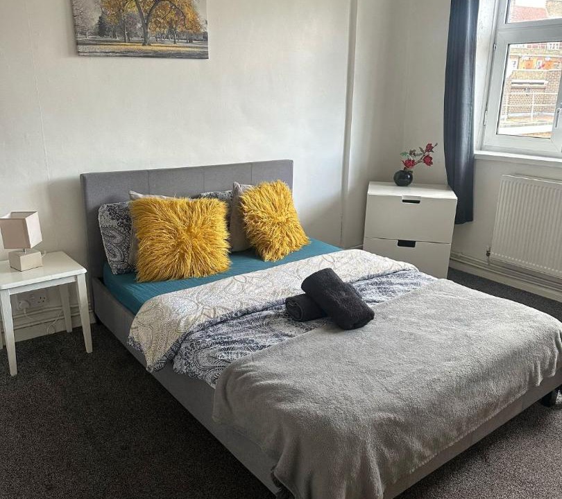 Photo of Bedroom in Shadwell