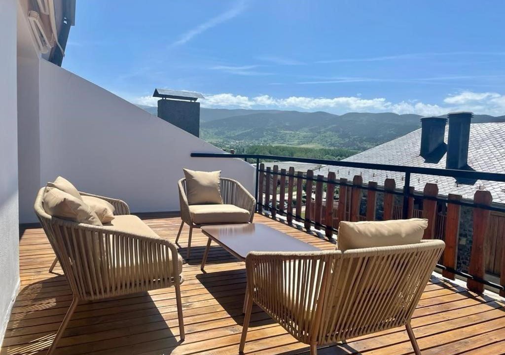 Photo of Patio Balcony in Puigcerda