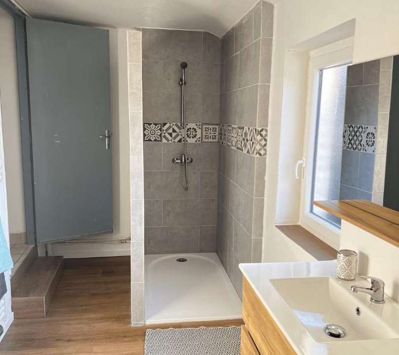 Photo of Bathroom in Aulnoy-lez-Valenciennes