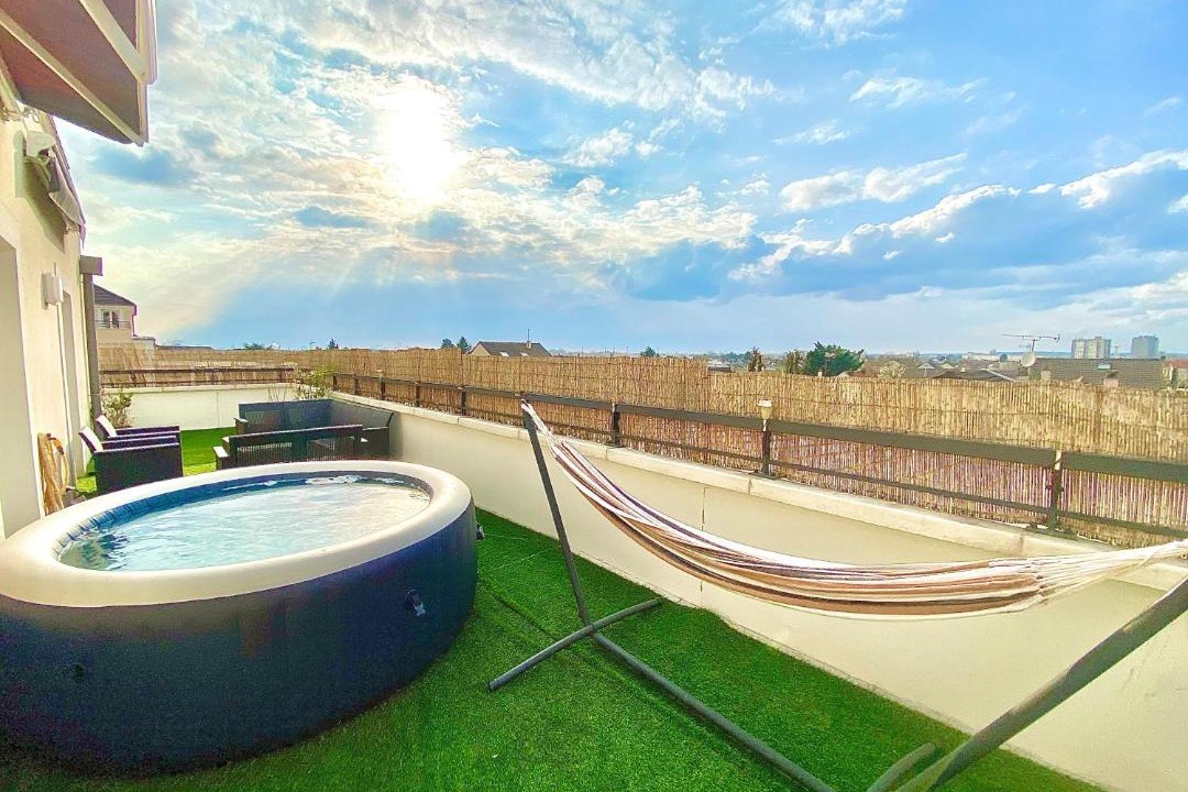 Photo of Patio Balcony in Le Blanc-Mesnil