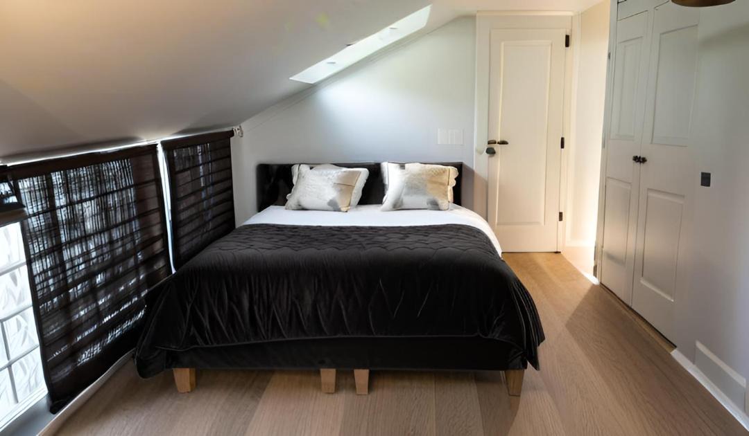Photo of Bedroom in Parchamp–Albert Kahn