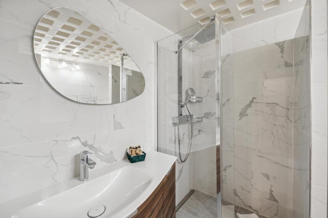 Photo of Bathroom in Chaillot