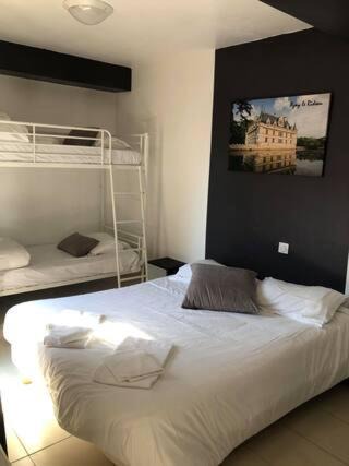Photo of Bedroom in Azay-le-Rideau