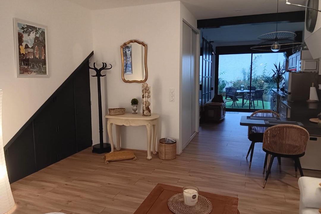 Photo of Livingroom in Champ-Capelet