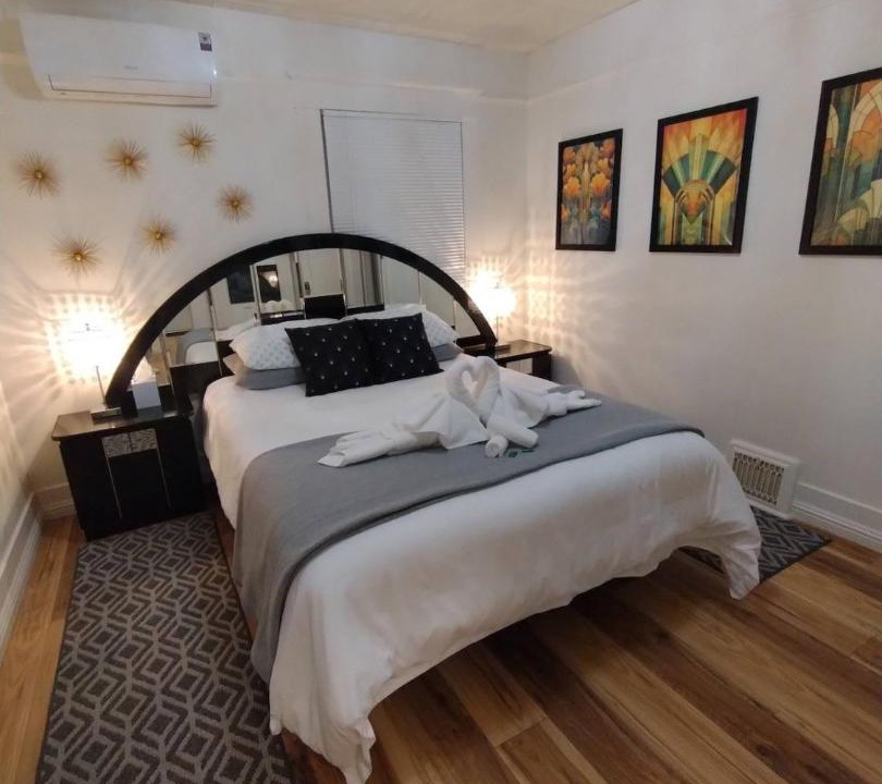 Photo of Bedroom in Midtown