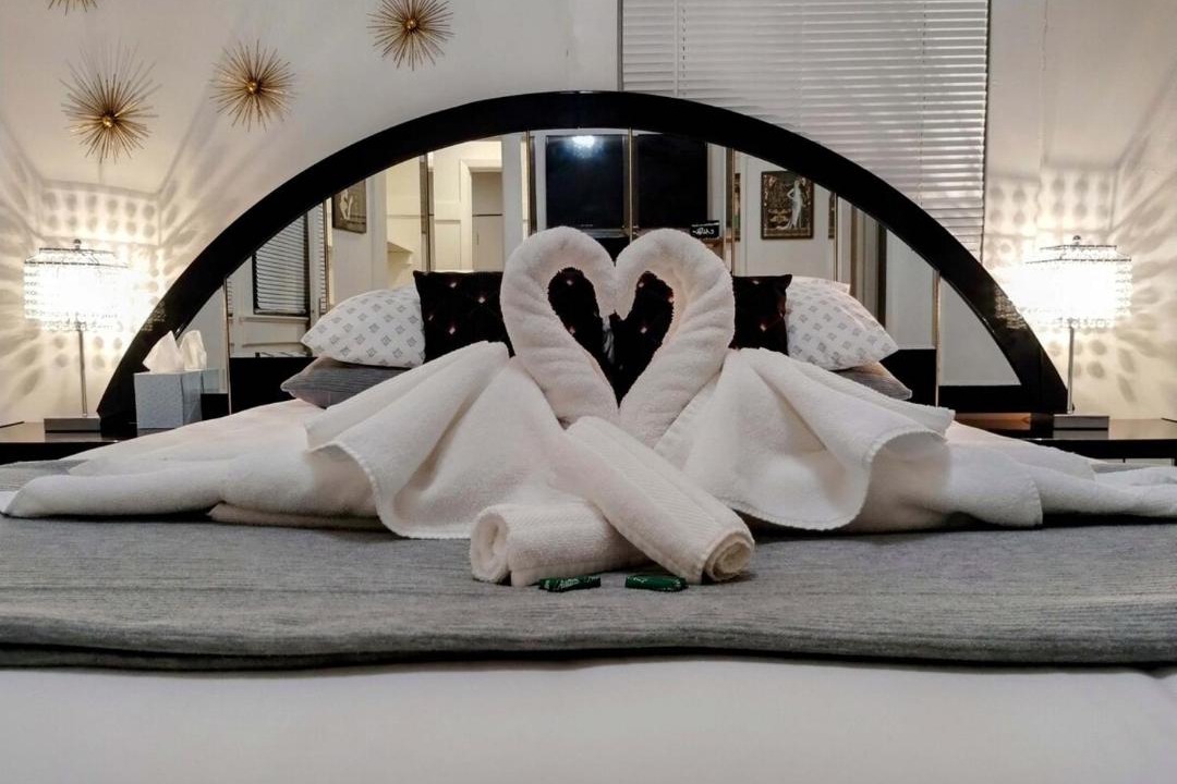 Photo of Bedroom in Midtown