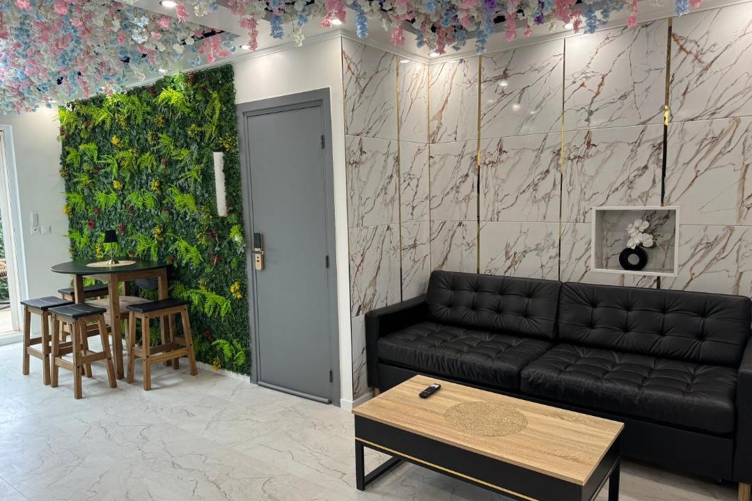 Photo of Others in Le Marais