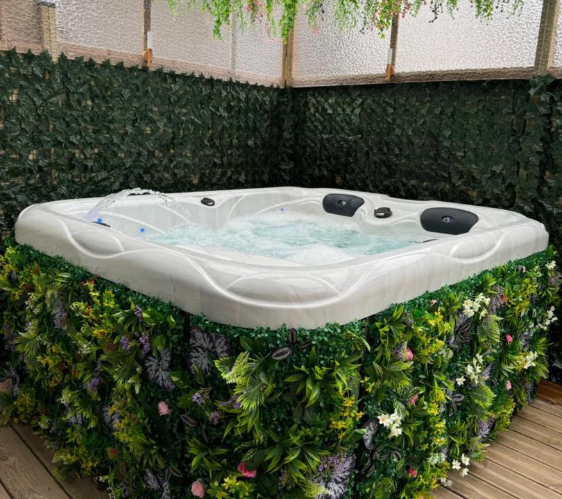 Photo of Others in Le Marais