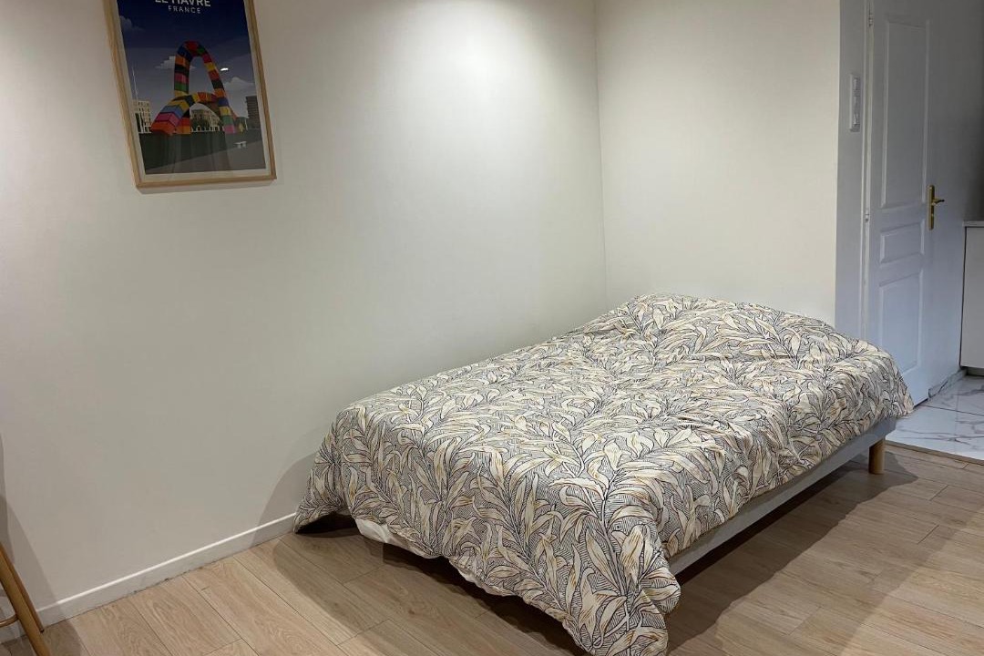 Photo of Bedroom in Cote Est Soquence