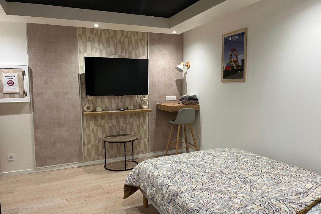 Photo of Bedroom in Cote Est Soquence