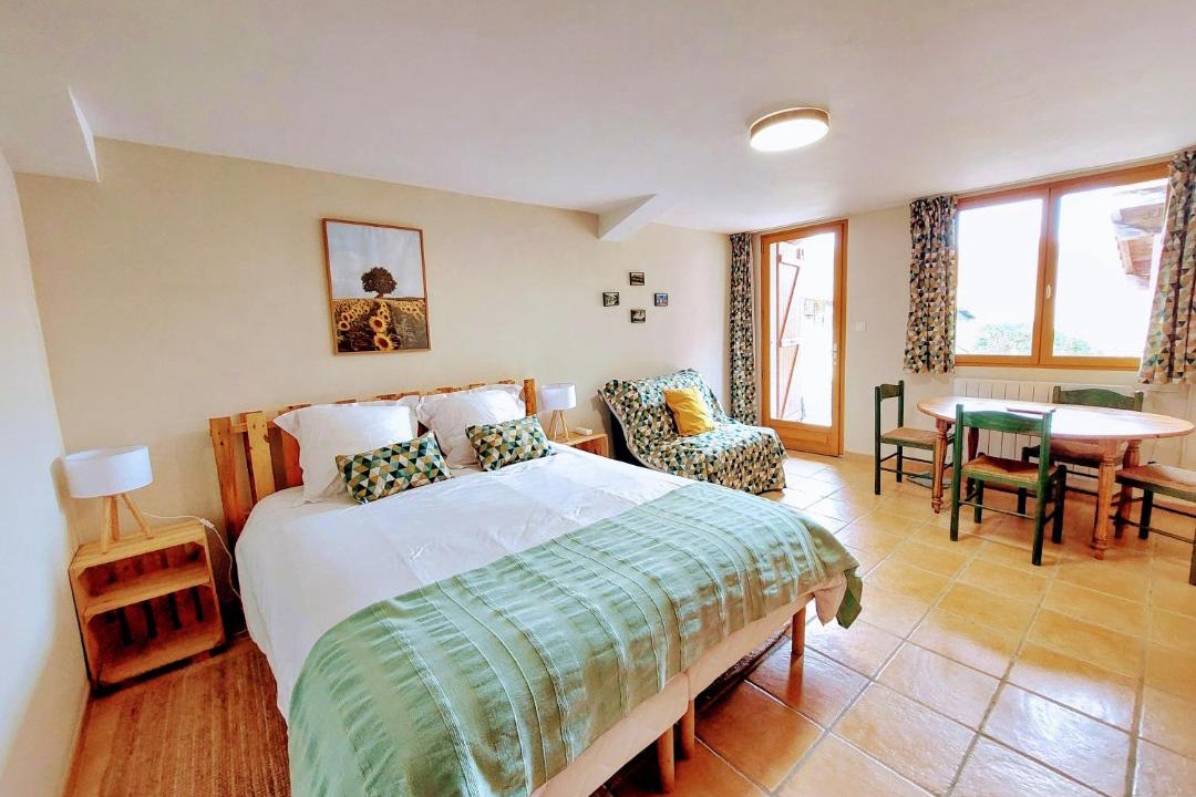 Photo of Bedroom in Monties