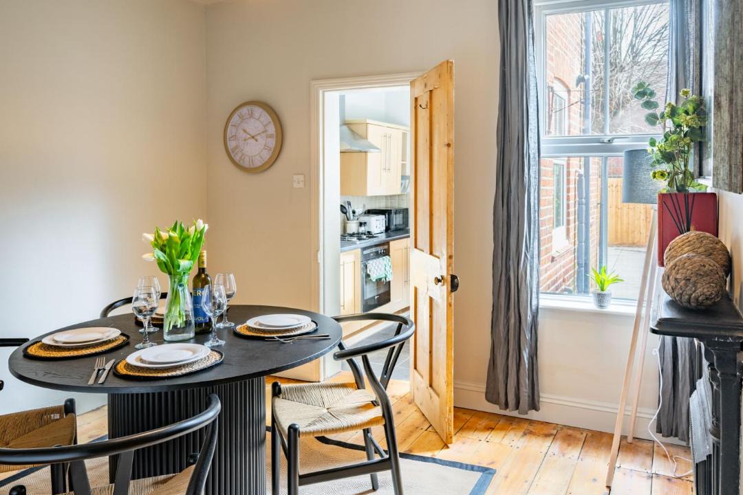 Photo of Others in Eaton