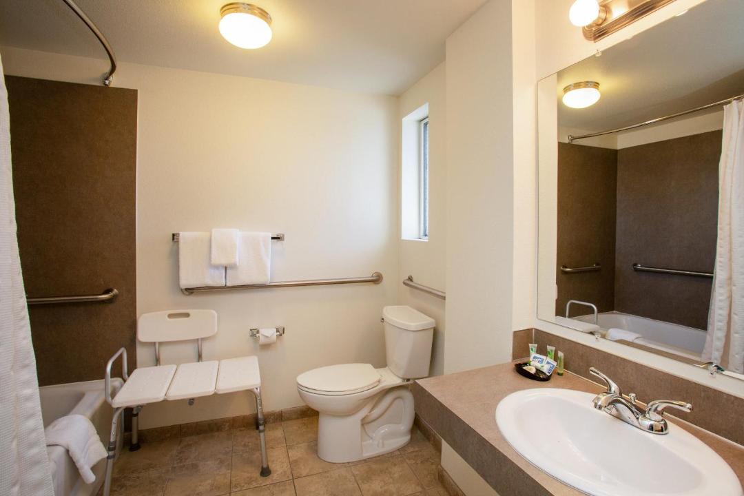 Photo of Bathroom in Fairmount Park