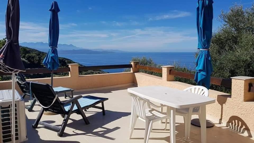 Photo of Patio Balcony in Chine