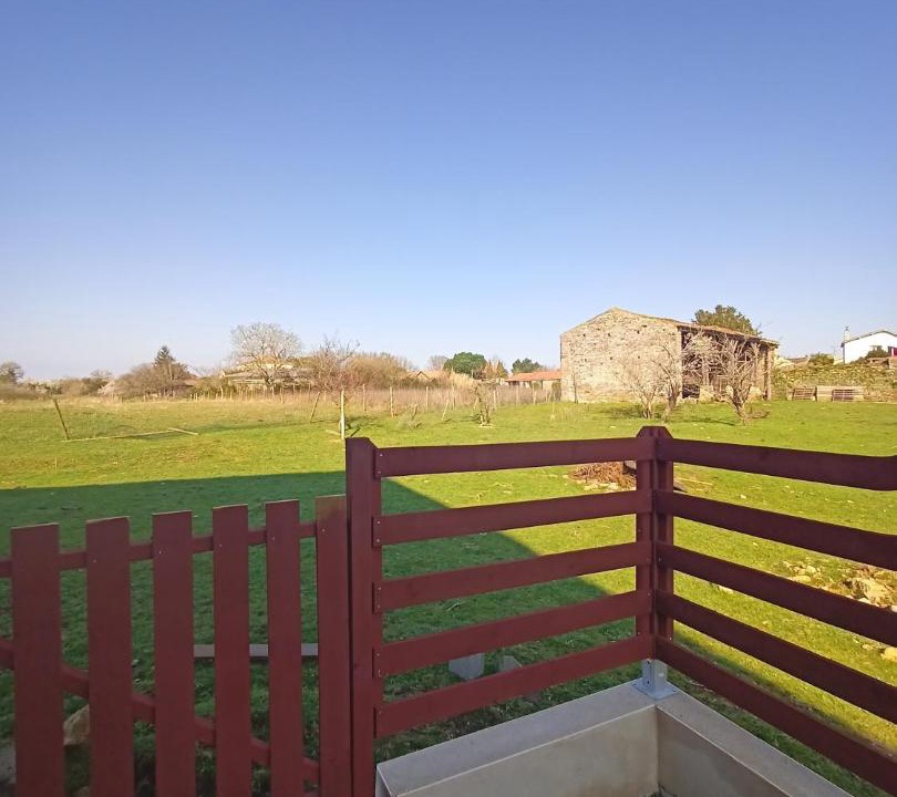 Photo of Others in La Couture