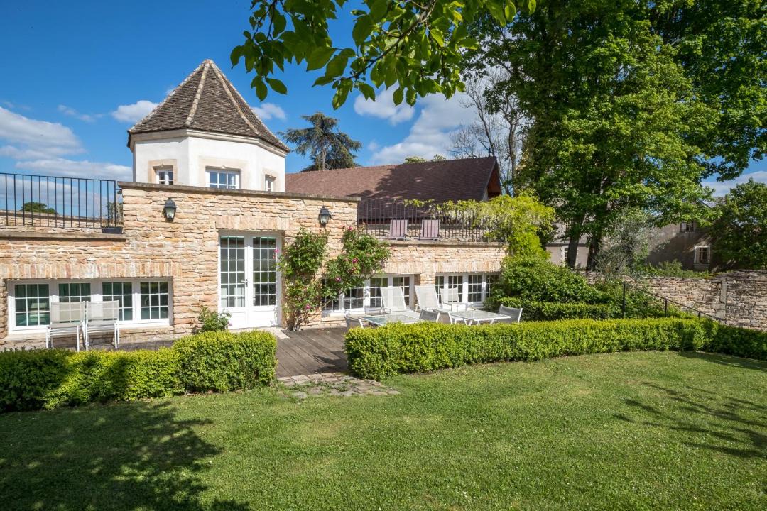 Photo of Others in Aloxe-Corton