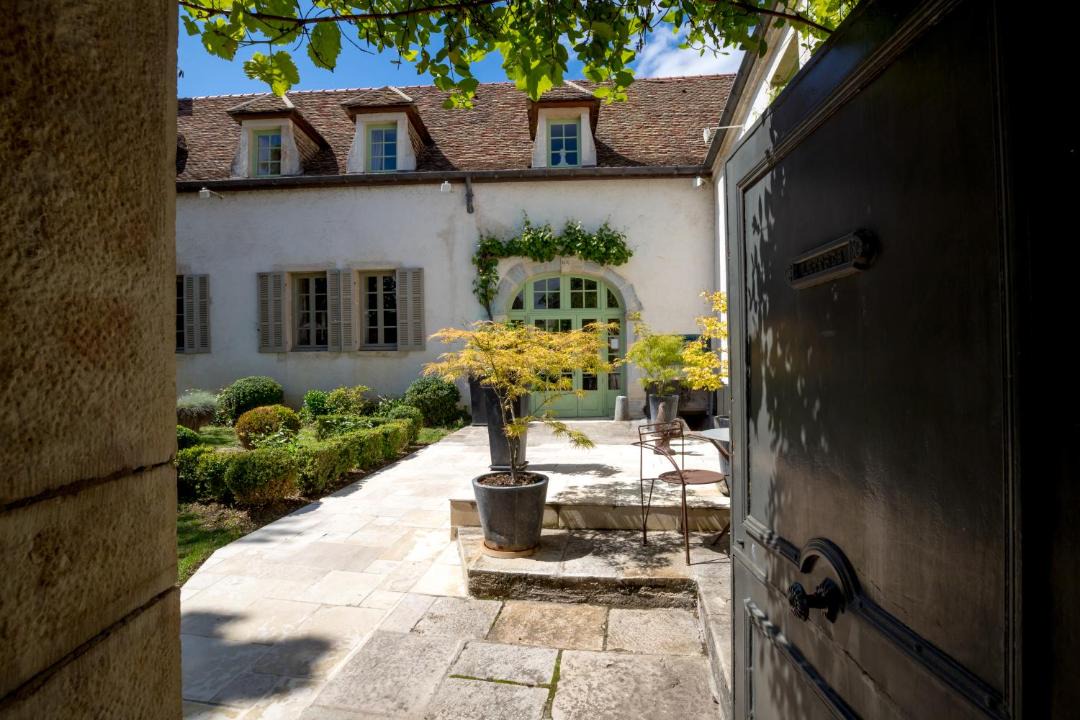 Photo of Others in Aloxe-Corton