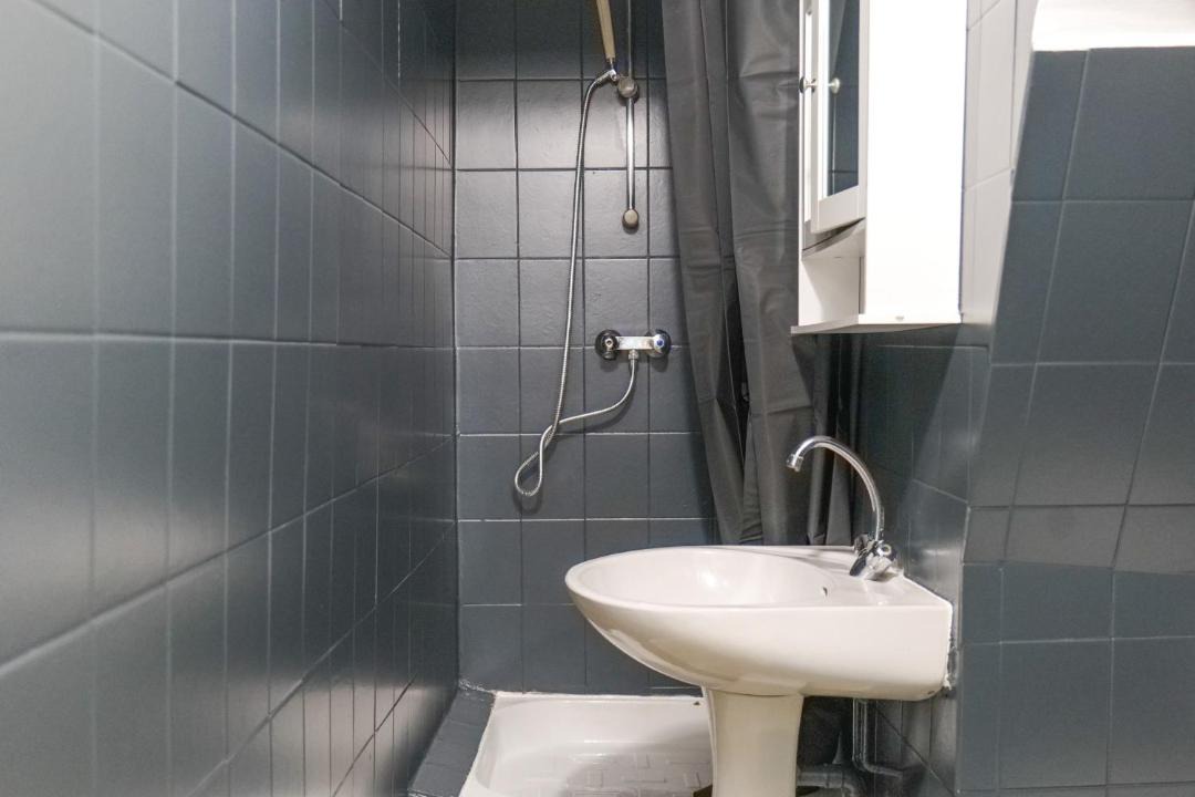 Photo of Bathroom in Downtown Angers